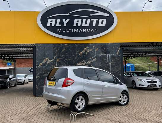 HONDA-FIT-2008