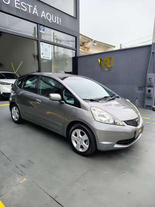 HONDA-FIT-2012