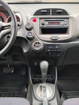 HONDA-FIT-2012
