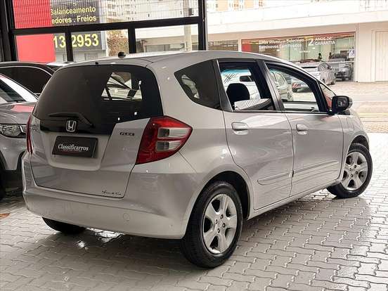 HONDA-FIT-2010