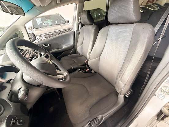HONDA-FIT-2010