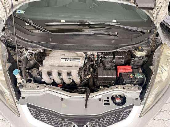 HONDA-FIT-2010