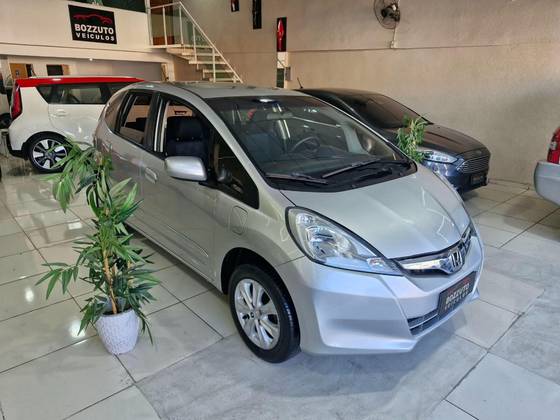 HONDA FIT 1.4 LX 16V FLEX 4P MANUAL