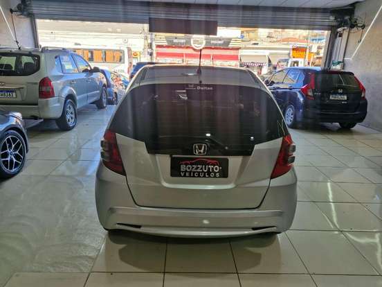 HONDA-FIT-2013
