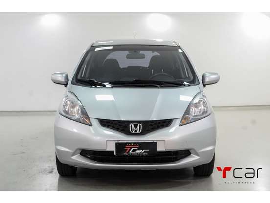 HONDA-FIT-2009