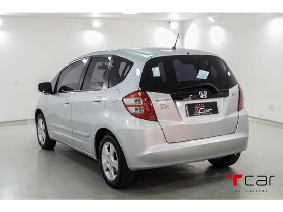 HONDA-FIT-2009