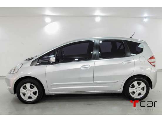 HONDA-FIT-2009