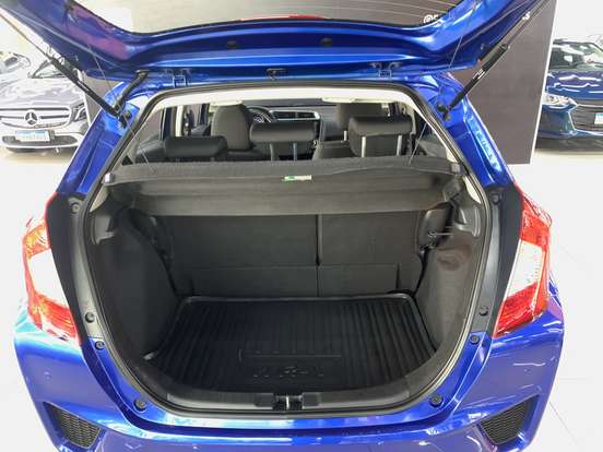 HONDA-FIT-2016