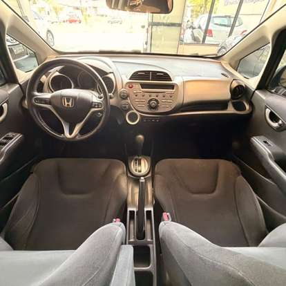 HONDA-FIT-2010
