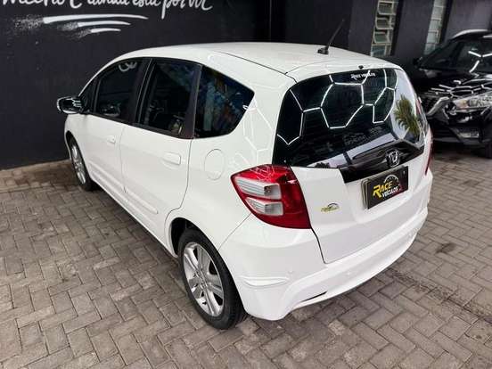 HONDA-FIT-2013
