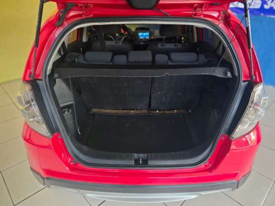 HONDA-FIT-2012