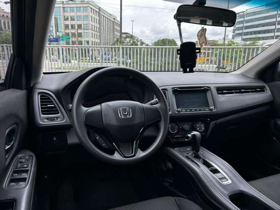HONDA-HR-V-2016