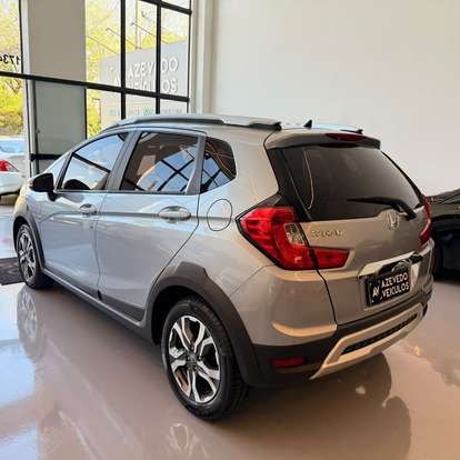 HONDA-WR-V-2018