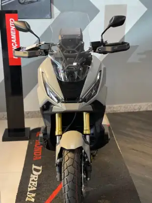 HONDA-X-ADV-2025