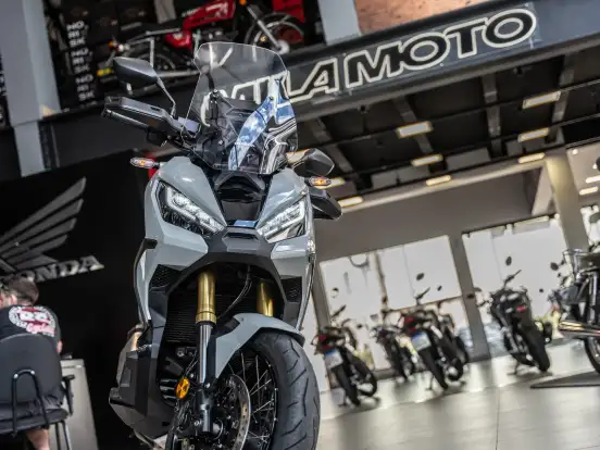 HONDA-X-ADV-2024