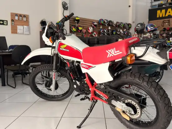 HONDA-XL 250R-1984