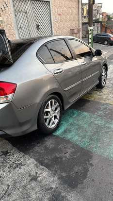 HONDA-CITY-2010