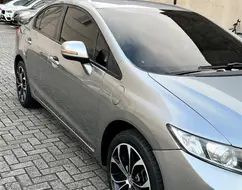 HONDA CIVIC 1.8 LXL 16V FLEX 4P AUTOMÁTICO HONDA CIVIC 1.8 LXL 16V FLEX 4P AUTOMÁTICO