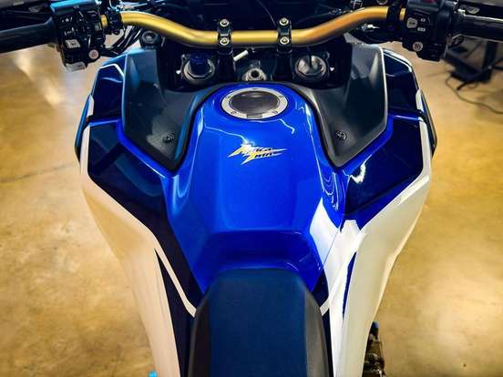 HONDA-CRF 1100L AFRICA TWIN ADVENTURE SPORTS ES DCT HONDA-CRF 1100L AFRICA TWIN ADVENTURE SPORTS ES DCT-2023