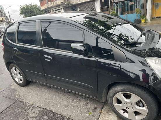 HONDA-FIT-2009