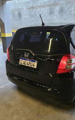 HONDA-FIT-2009