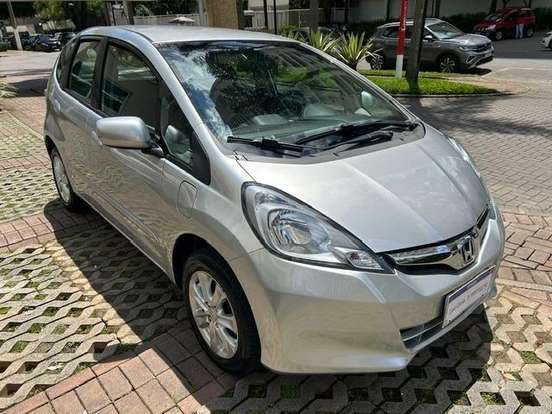 HONDA-FIT-2012