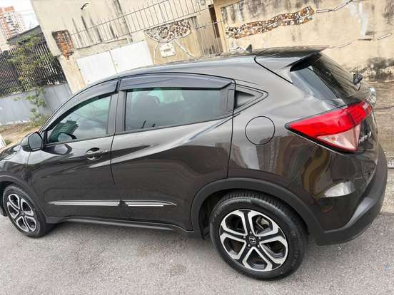 HONDA-HR-V-2015
