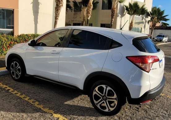 HONDA-HR-V-2015