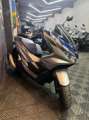 HONDA-PCX-2021