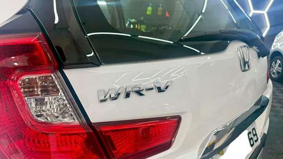 HONDA-WR-V-2017