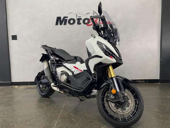 HONDA-X-ADV-2023