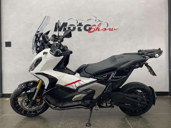 HONDA-X-ADV-2023