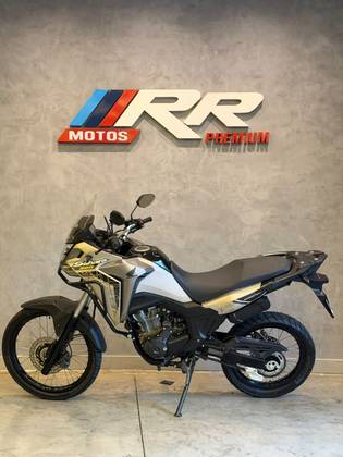HONDA XRE 300 SAHARA ADVENTURE 