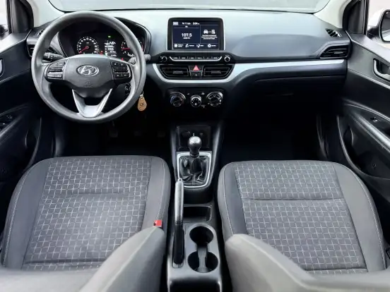 HYUNDAI-HB20-2023