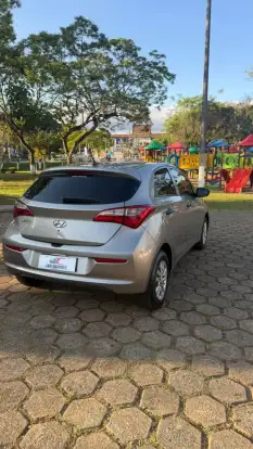 HYUNDAI-HB20-2017