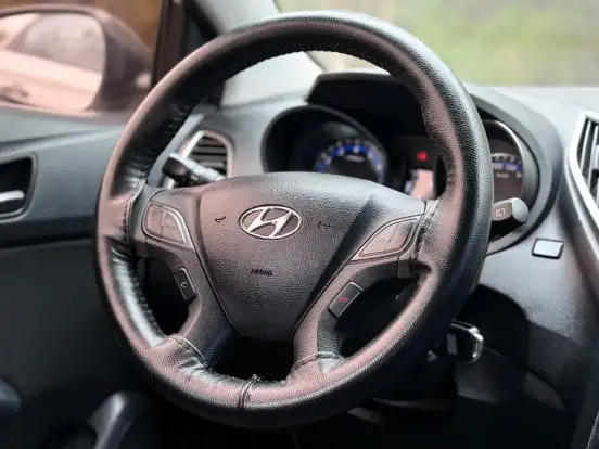 HYUNDAI-HB20-1.0 COMFORT 12V FLEX 4P MANUAL HYUNDAI-HB20-2013