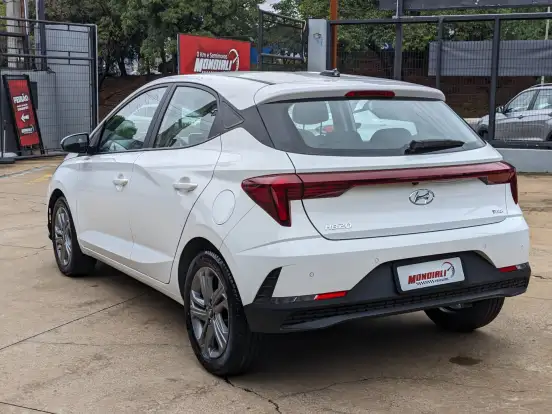 HYUNDAI-HB20-2024