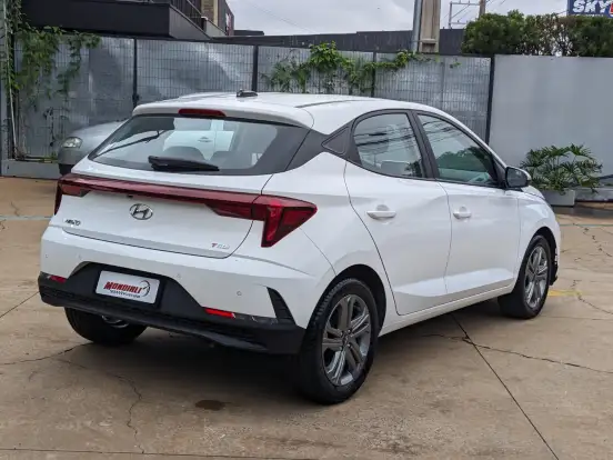 HYUNDAI-HB20-2024