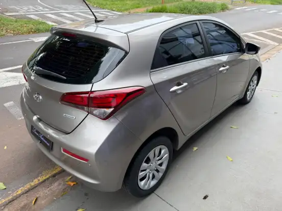 HYUNDAI-HB20-1.6 COMFORT PLUS 16V FLEX 4P AUTOMÁTICO HYUNDAI-HB20-2019