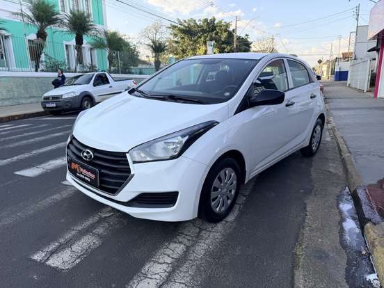 HYUNDAI-HB20-2017