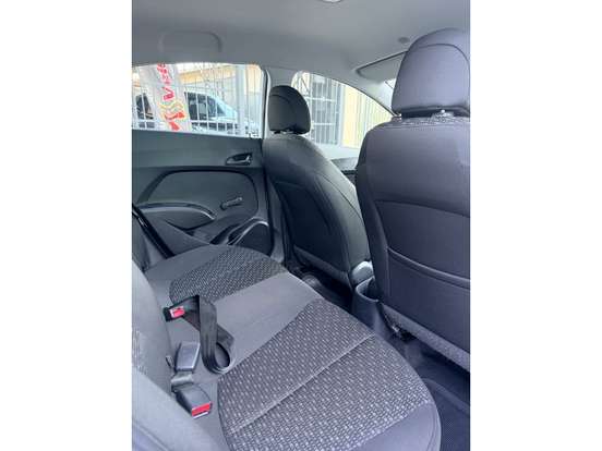 HYUNDAI-HB20-1.0 COMFORT 12V FLEX 4P MANUAL HYUNDAI-HB20-2017