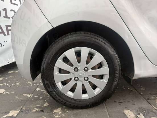 HYUNDAI-HB20-1.0 COMFORT PLUS 12V FLEX 4P MANUAL HYUNDAI-HB20-2012