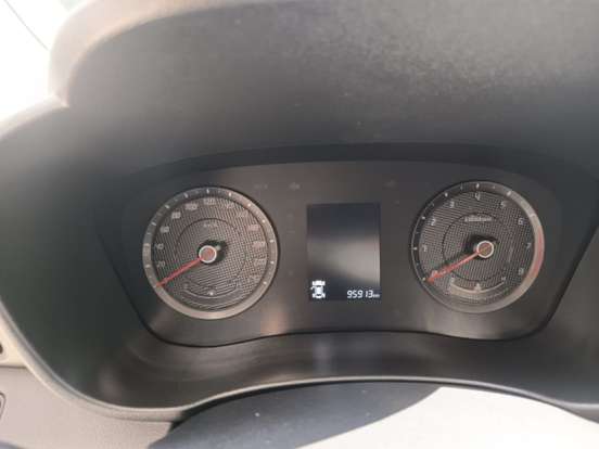 HYUNDAI-HB20-2023