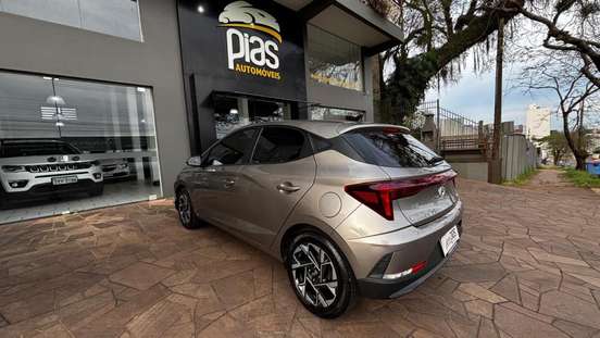 HYUNDAI-HB20-2023