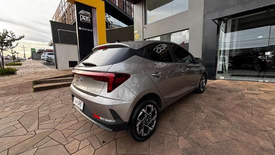 HYUNDAI-HB20-2023