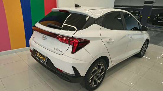 HYUNDAI-HB20-2023