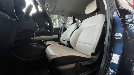 HYUNDAI-HB20-2023