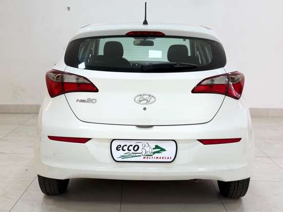 HYUNDAI-HB20-2018