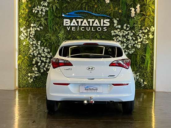 HYUNDAI-HB20-2018