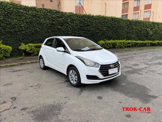 HYUNDAI HB20 1.6 COMFORT PLUS 16V FLEX 4P MANUAL